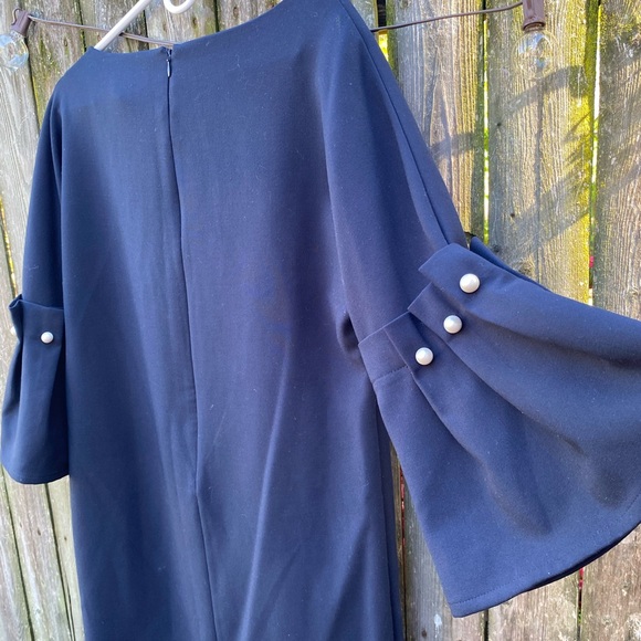 Banana Republic Bell-Sleeve Shift Dress With Pearl Accents - size 6 - Navy Blue - Picture 4 of 9